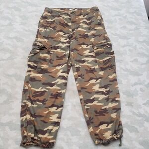 Levi's '94 Baggy Pants Mens 32x30 Green Camo Cargo Pockets Ankle Tie Utility